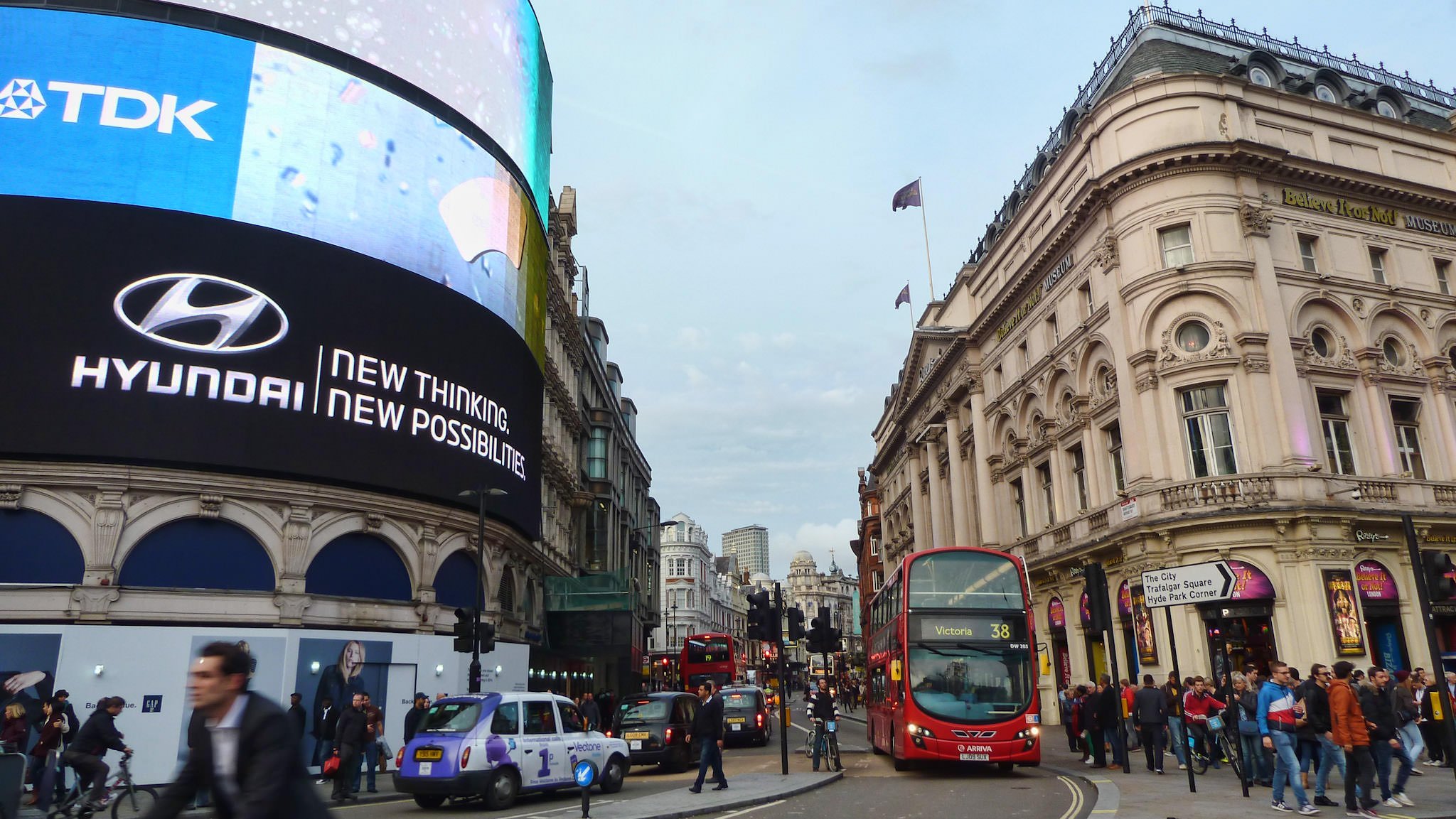 Piccadilly Circus