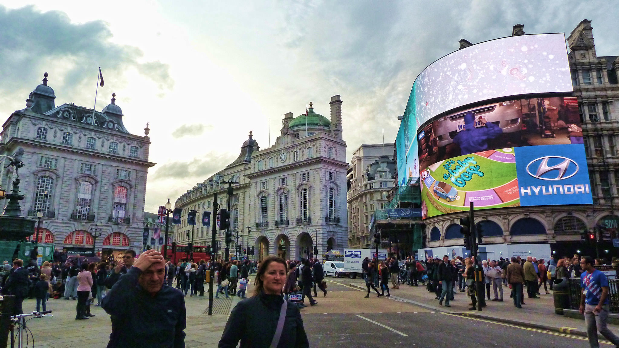 Piccadilly Circus