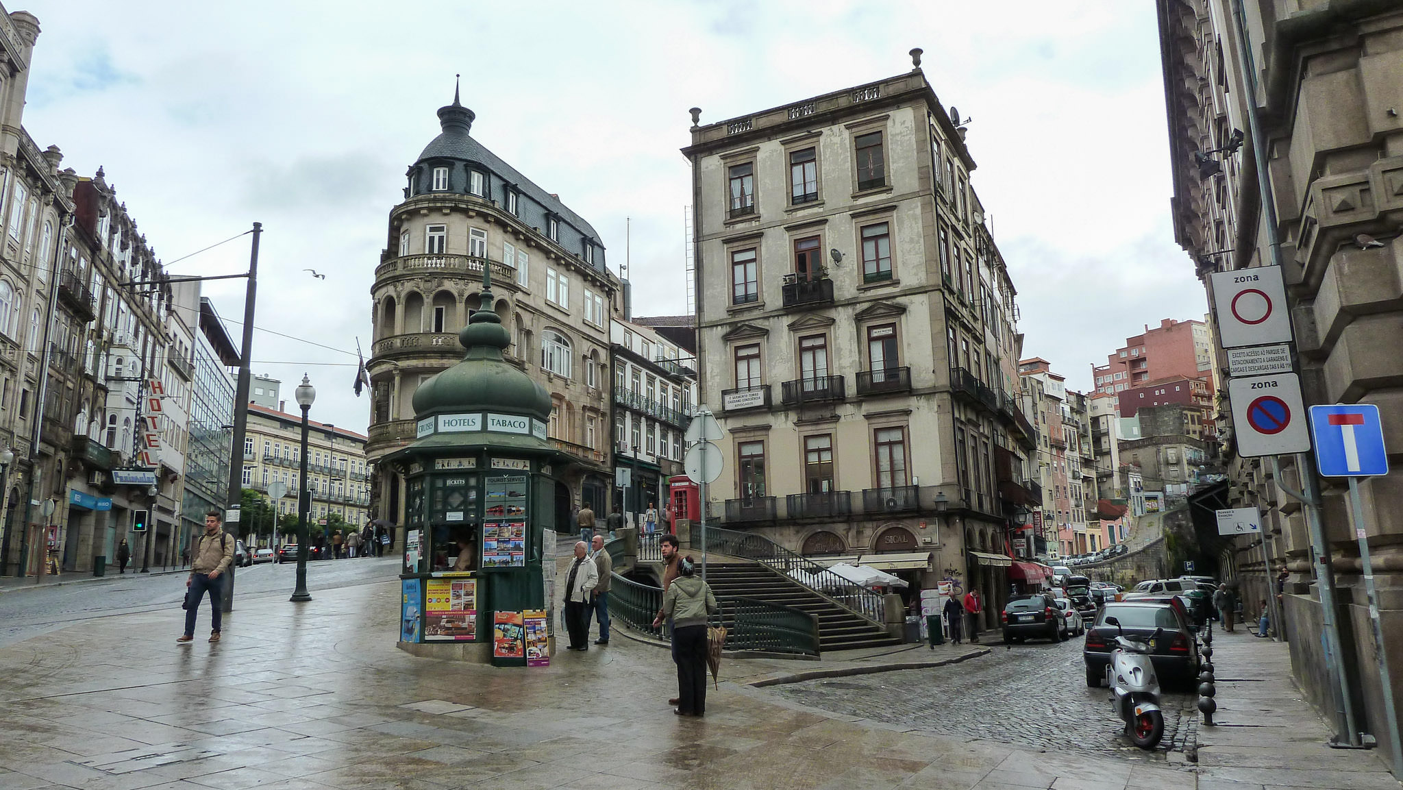 Rua Sá da Bandeira & Edificio na Rua 31 de Janeiro - Porto