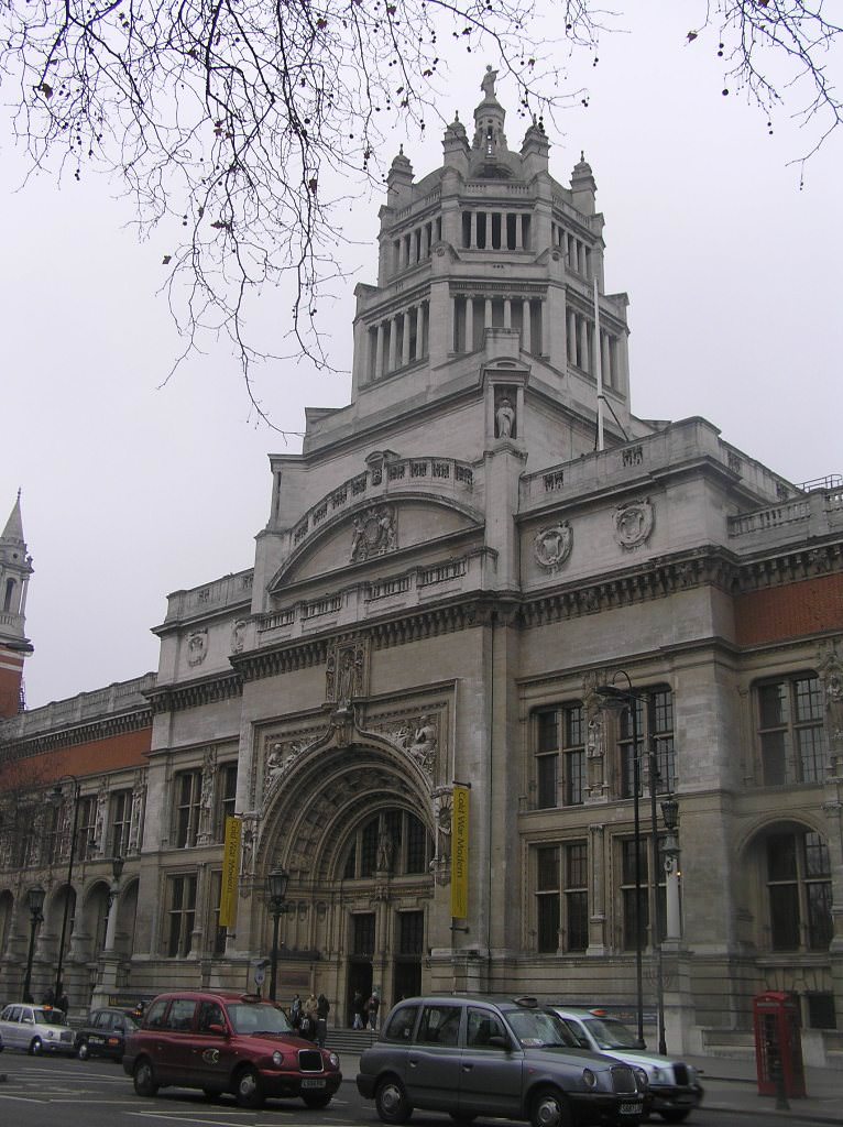 V & A Museum