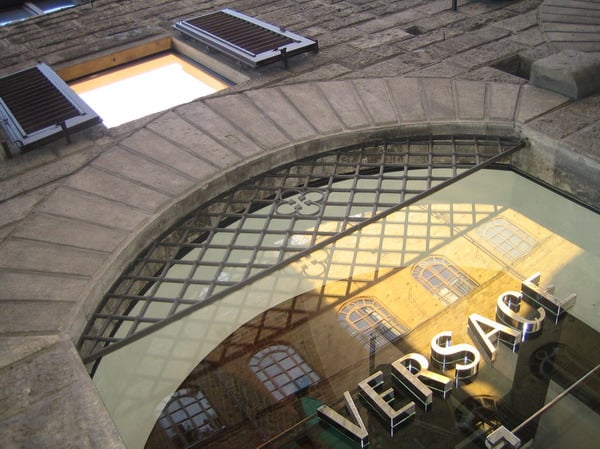 Versace Store