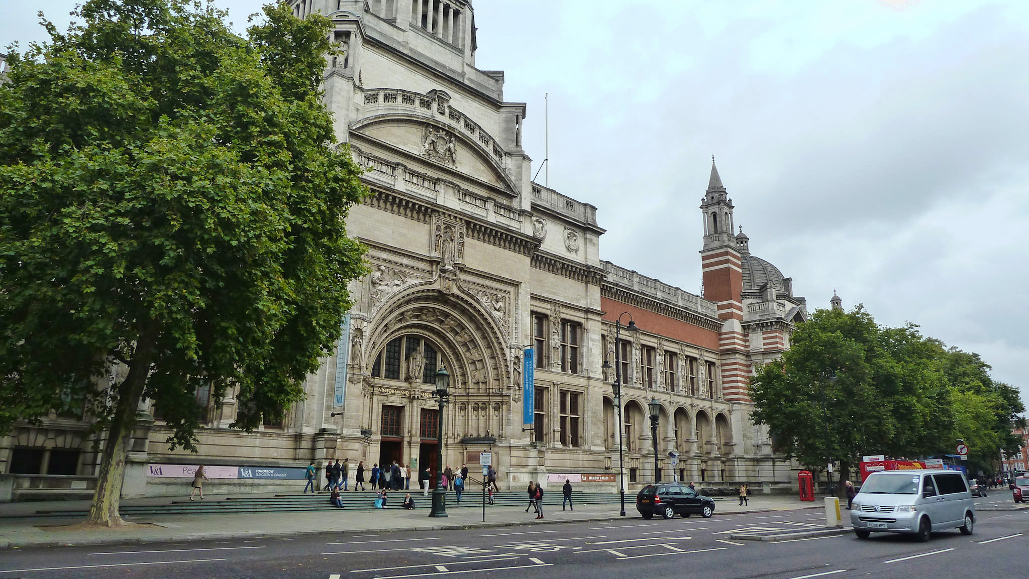 Victoria and Albert Museum