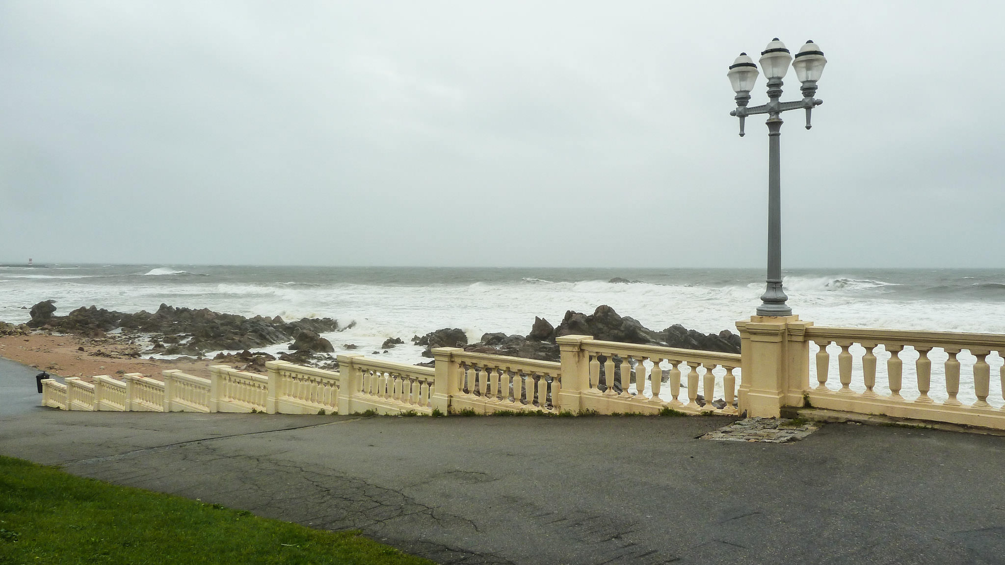 Wild Atlantic Ocean, Avenida do Brasil - Porto