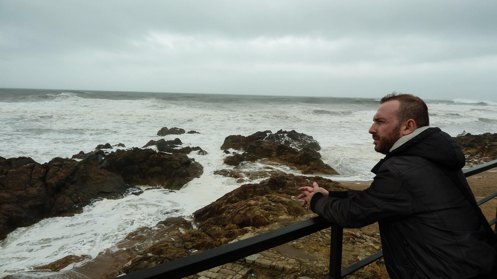 Wild Atlantic Ocean, Rua da Praia - Porto