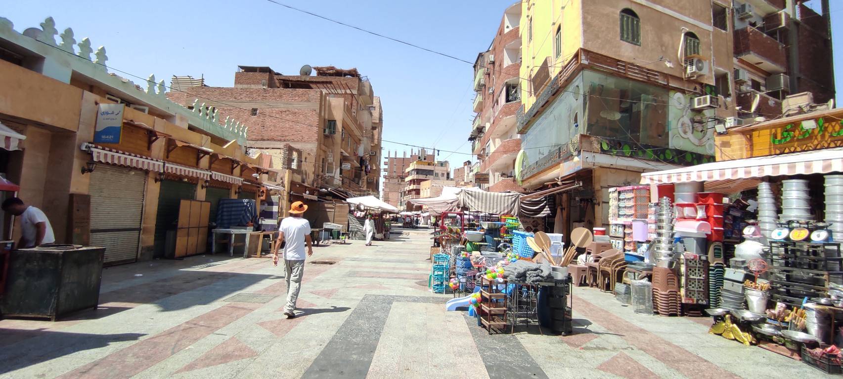 souk in Aswan